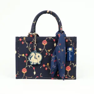 Escale Tote Bag