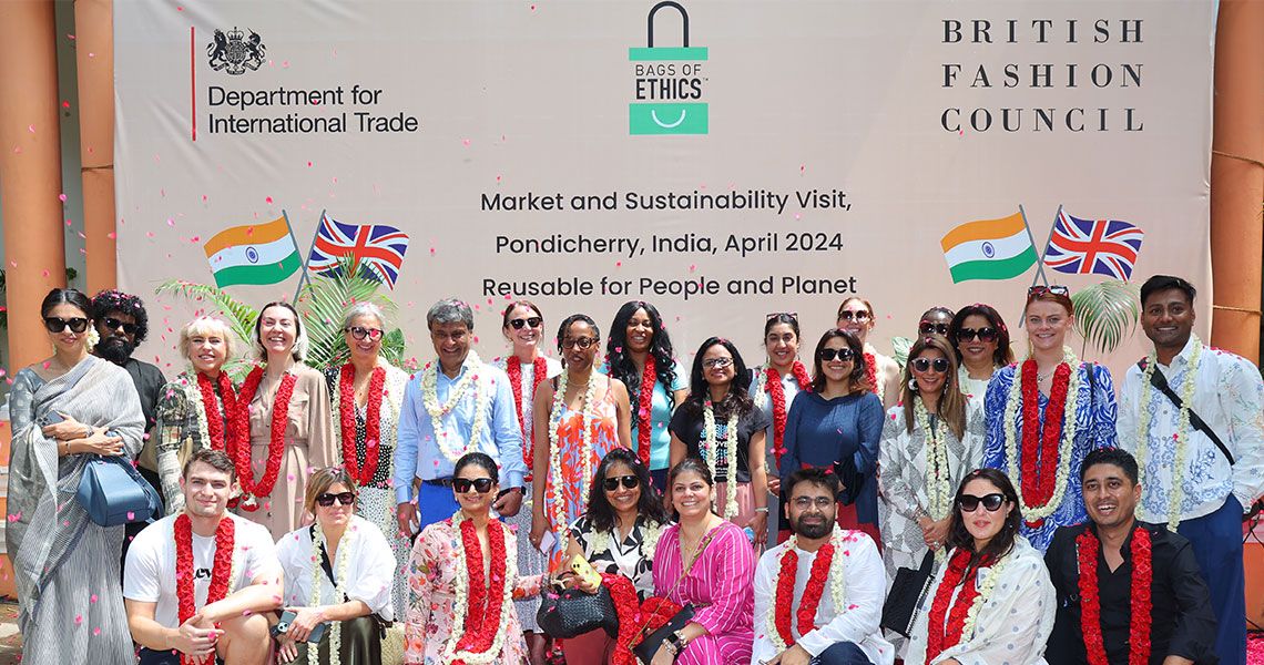 sustainbale-market-visit-bags-of-ethics